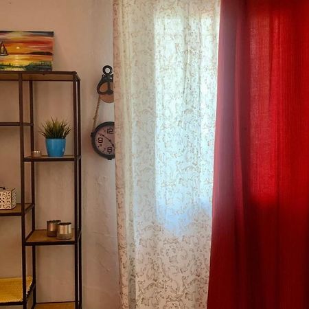 לריסה Mama Apt & Parking מראה חיצוני תמונה